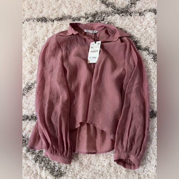 NWT Zara Sheer blouse with rhinestone button size XS - Picture 8 of 14